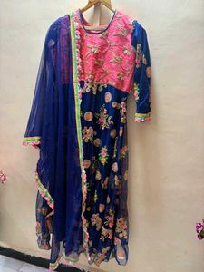 Elegant Floral Embroidered Anarkali