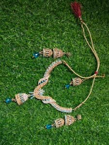 Blue White golden necklace set