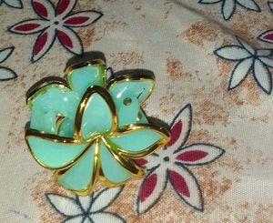 Stunning Teal Flower Ring