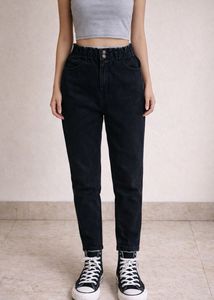 Black High-Waisted Jeans