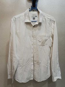 Men's Classic Button-Down Shirt