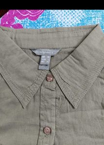 Women's Casual Button-Up Shirt