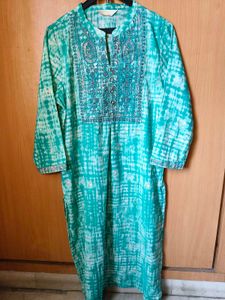 Green Tie-Dye Kurta with Embroidery