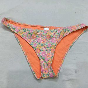 ⭐ Floral Bikini Bottoms