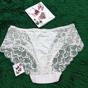 Elegant White 🆕🎁Lace Briefs