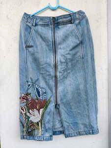⚡Offer ⚡Floral Embroidered Denim Skirt