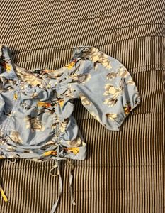 Floral Ruched Front Top