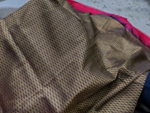 Beautiful Pink &amp; Gold Saree with unstitched blouse