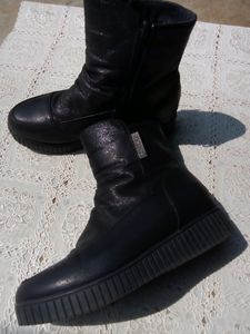 Black Boots