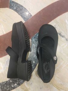 Elegant Black Ballerina Flats