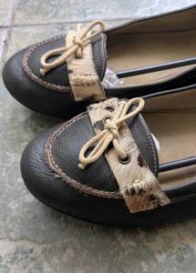 Carlton London Premium Leather Loafers