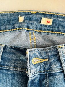 Levis Blue Jeans | Waist 26”