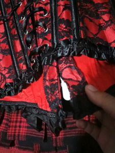 🧛‍♀️Victorian Goth/Gothic Red and Black corset