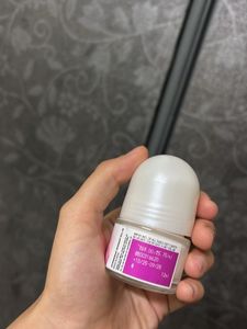 Engage Radiant Glow Roll-On Deodorant