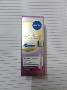 Nivea Luminous Instant Glow serum