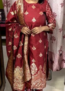 Elegant Ethnic Kurta Set