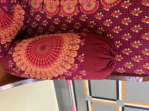diwaan set bedsheet with cushion cover