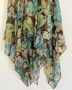 Floral Print Hankerchief Hem Dress