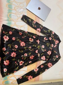 Chic Black Floral Long Sleeve Dress