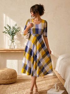 🌻Stylish Plaid Print Midi Dress