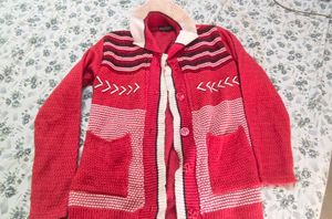 Red Knit Cardigan with Pockets