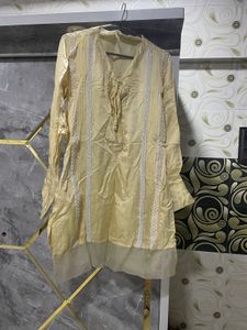 Elegant Yellow Kurta with Lace Detail