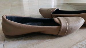 Elegant Nude Pointed Toe Flats