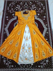 Stunning Yellow &amp; White Embroidered Lehenga Choli