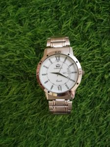 Silver color metal watch for men
