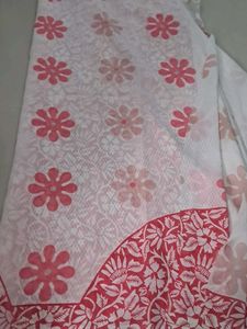 Beautiful White Saree with Floral Print