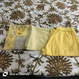Beautiful Yellow Floral Kurta Set