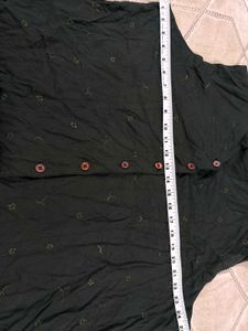 Embroidered Sleeveless Dark Green Kurta