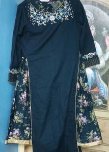 Elegant Navy Blue Kurta with Floral Print