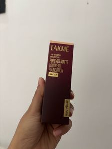 Lakme Forever Matte Longwear Foundation