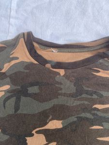 decathlon demanding Camouflage Print T-Shirt