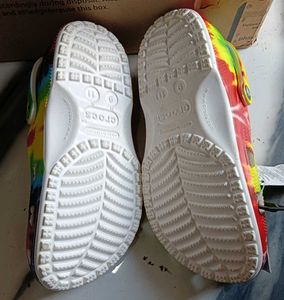 CROCS Men classic Graphic Clog sandal