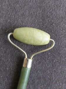 Jade Face Roller for Skin Care