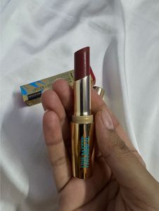 Lakme hya matte lipstick- RM2