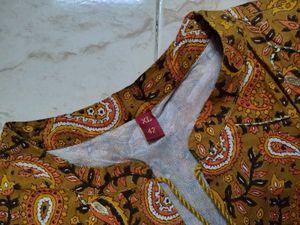 Stylish Paisley Print Sleeveless Vest