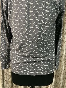 Gray Feather Print Long Sleeve Top