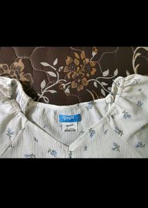 Chic White Floral Peplum Top