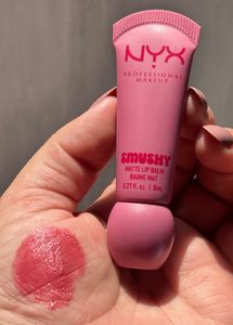 Nyx smushy matte lipbalm :- Swipe Sesh