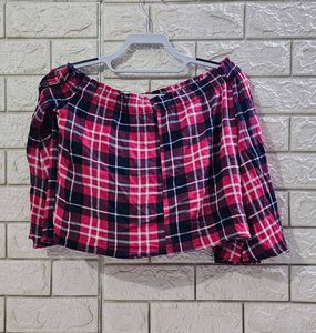 Pull&amp;Bear Plaid Off-Shoulder Cropped Blouse