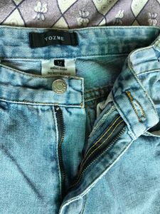 Stylish Women's Light Blue Denim Jeans