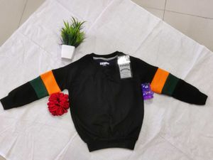 Rikidoos Black Sweatshirt with Striped Sleeves
