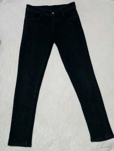 BLACK JEANS FOR HIGH WEST