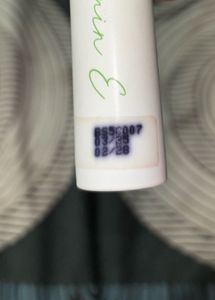 Lash care volumizing maskara