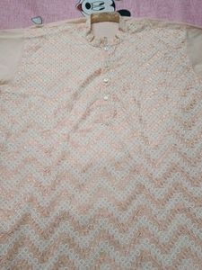 Men's Embroidered Kurta