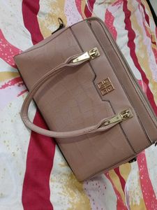 Chic Faux Croc Shoulder Bag