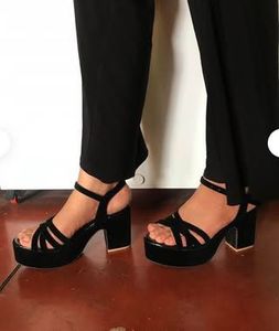 Chic Black Platform Heels